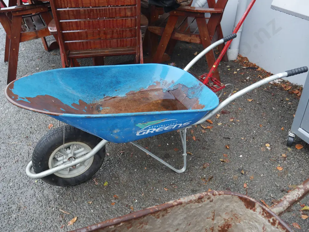 Wheelbarrow Image 1++