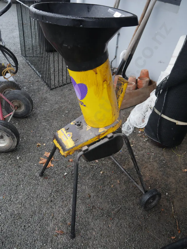 Garden mulcher Image 1++