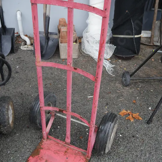Sack barrow