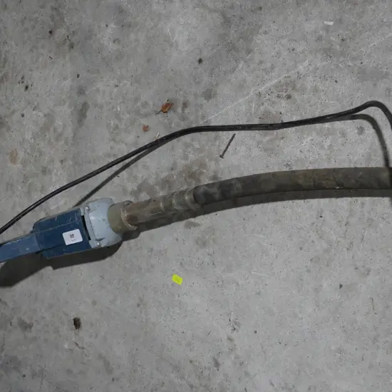 Concrete vibrator