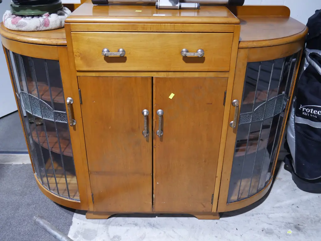 Cocktail cabinet Image 1++
