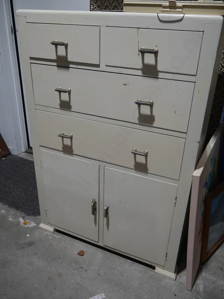 Tallboy cupboard Image 1++