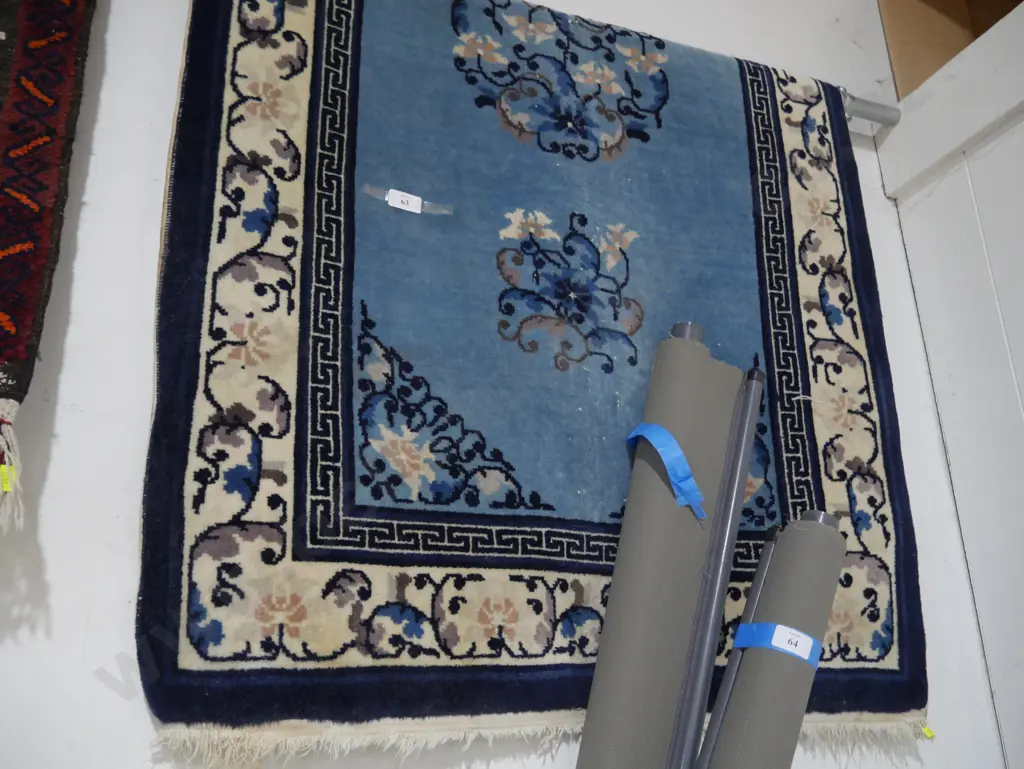 Rug , blue Image 1++