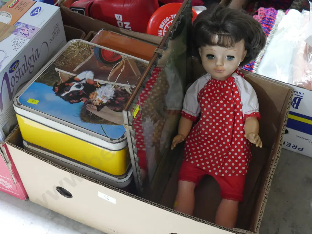 Tins , doll Image 1++