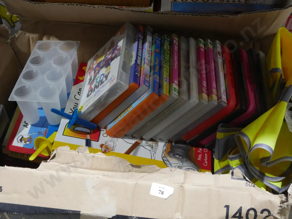 Children's books, DVDs Image 1++