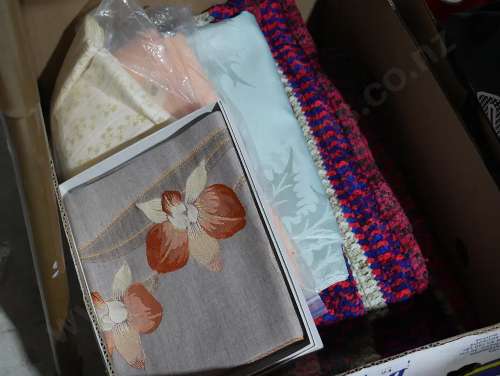 Woolen blanket, fabric Image 1++