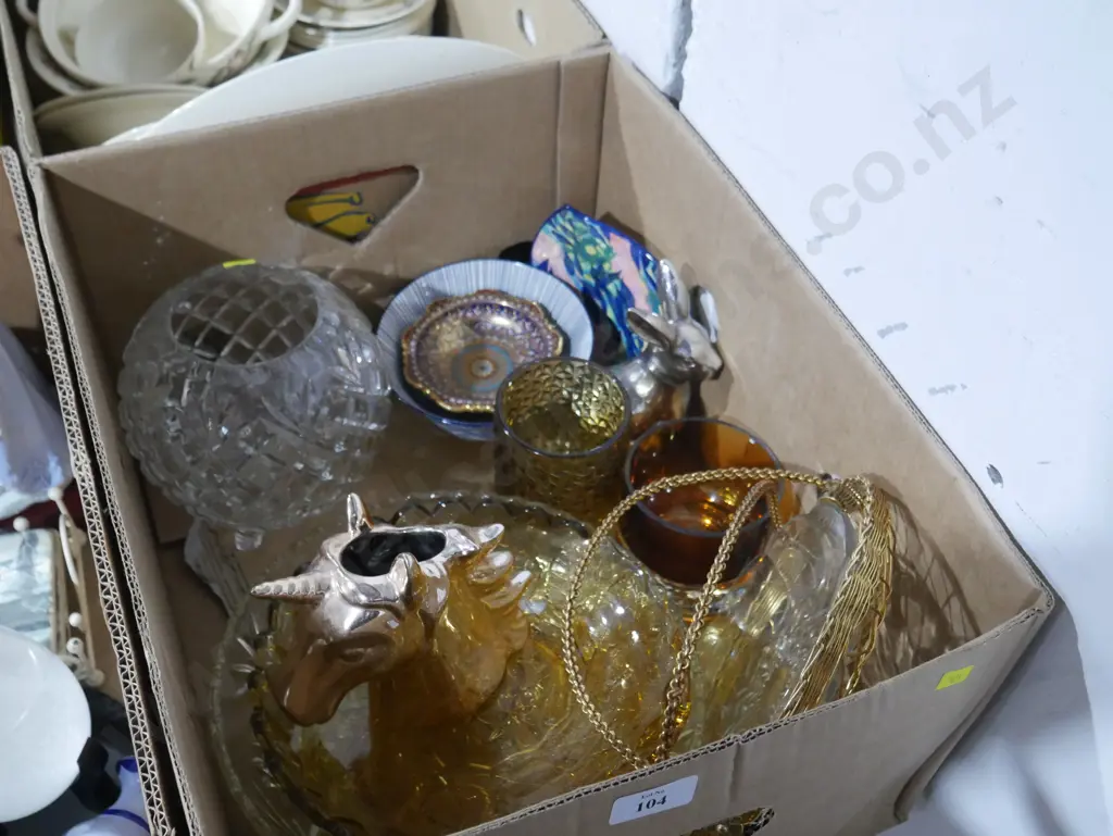 Glassware, rabbit Image 1++