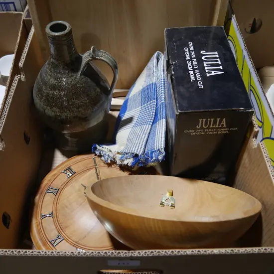 Woodware, pottery