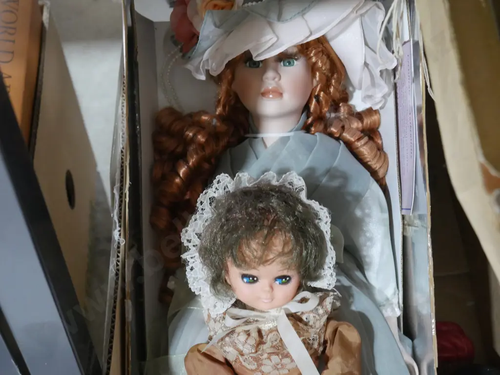 Dolls, candles Image 1++