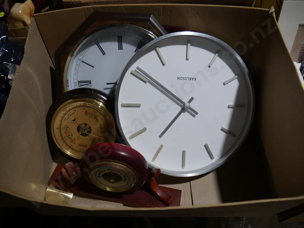 Barometers wall clocks Image 1++
