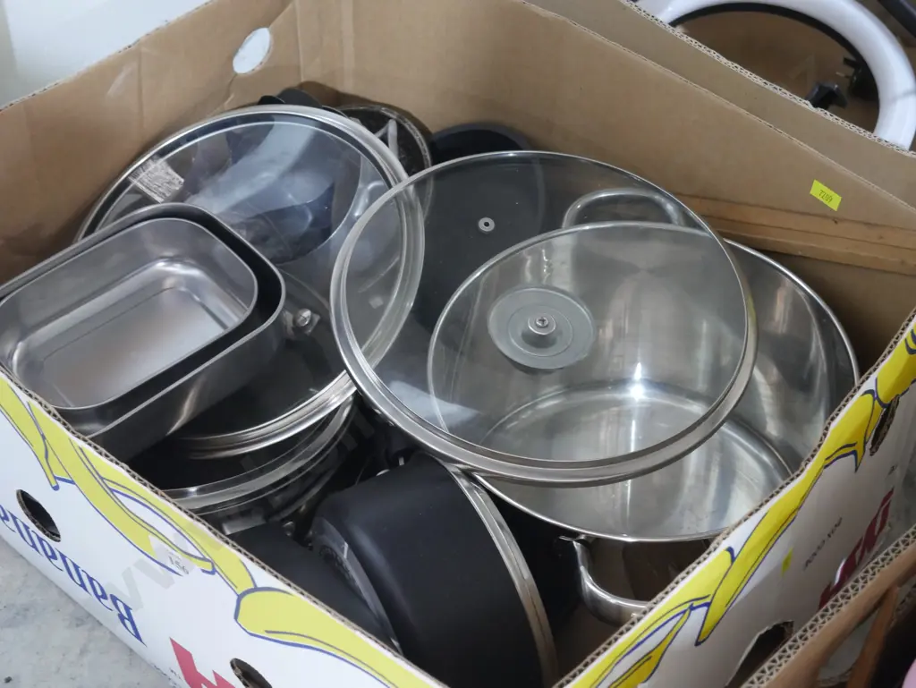 Pots and pans Image 1++