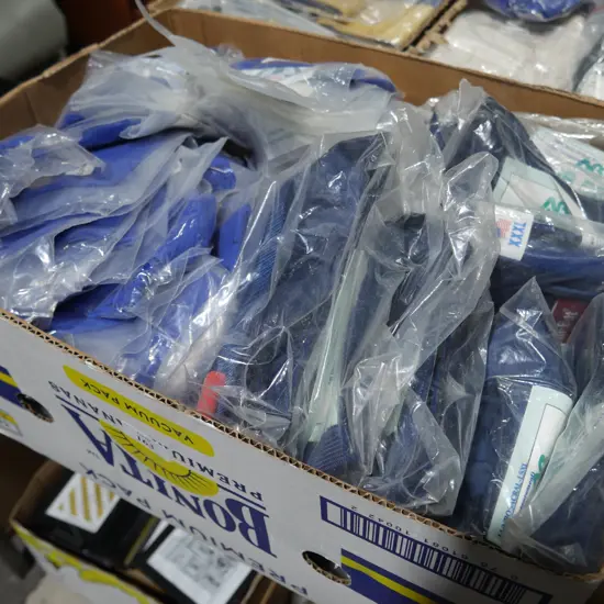 Gloves , air belt
