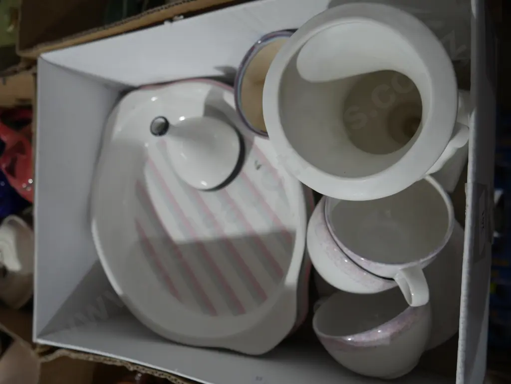 Cups , vases etc Image 1++