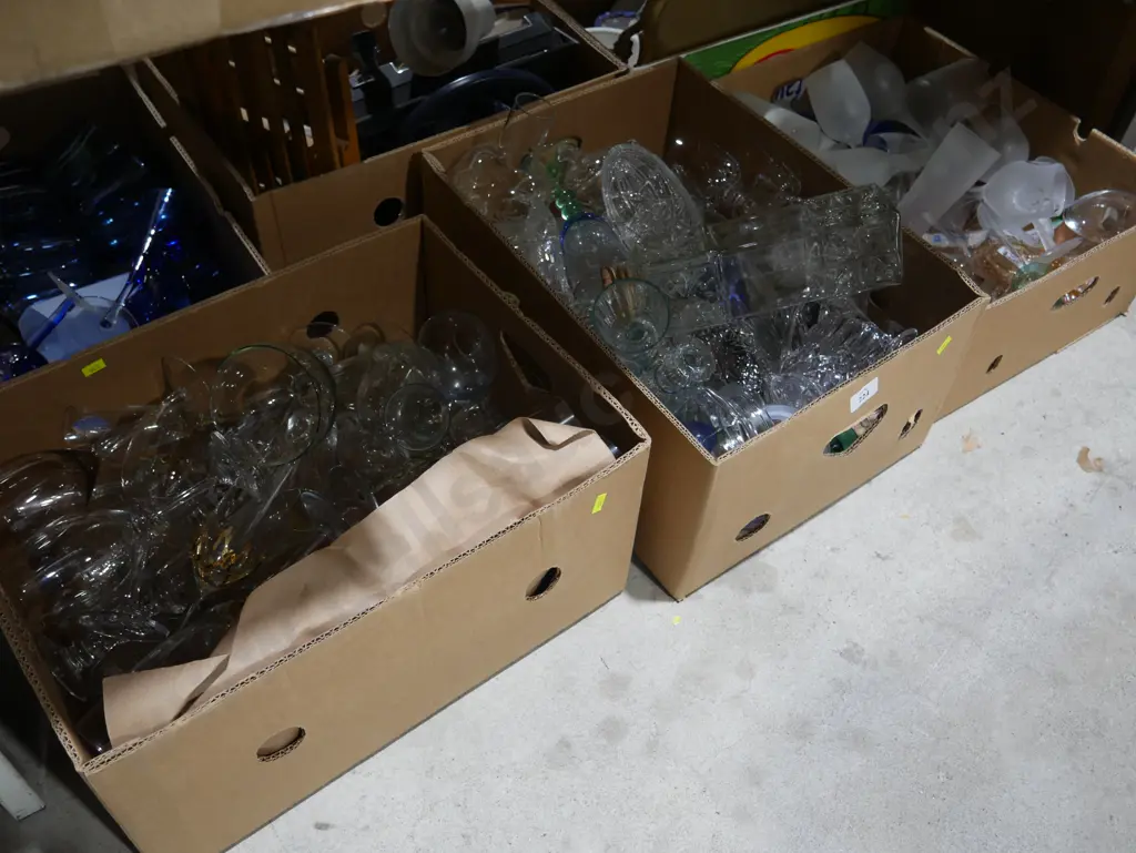 3 boxes wine glasses etc Image 1++