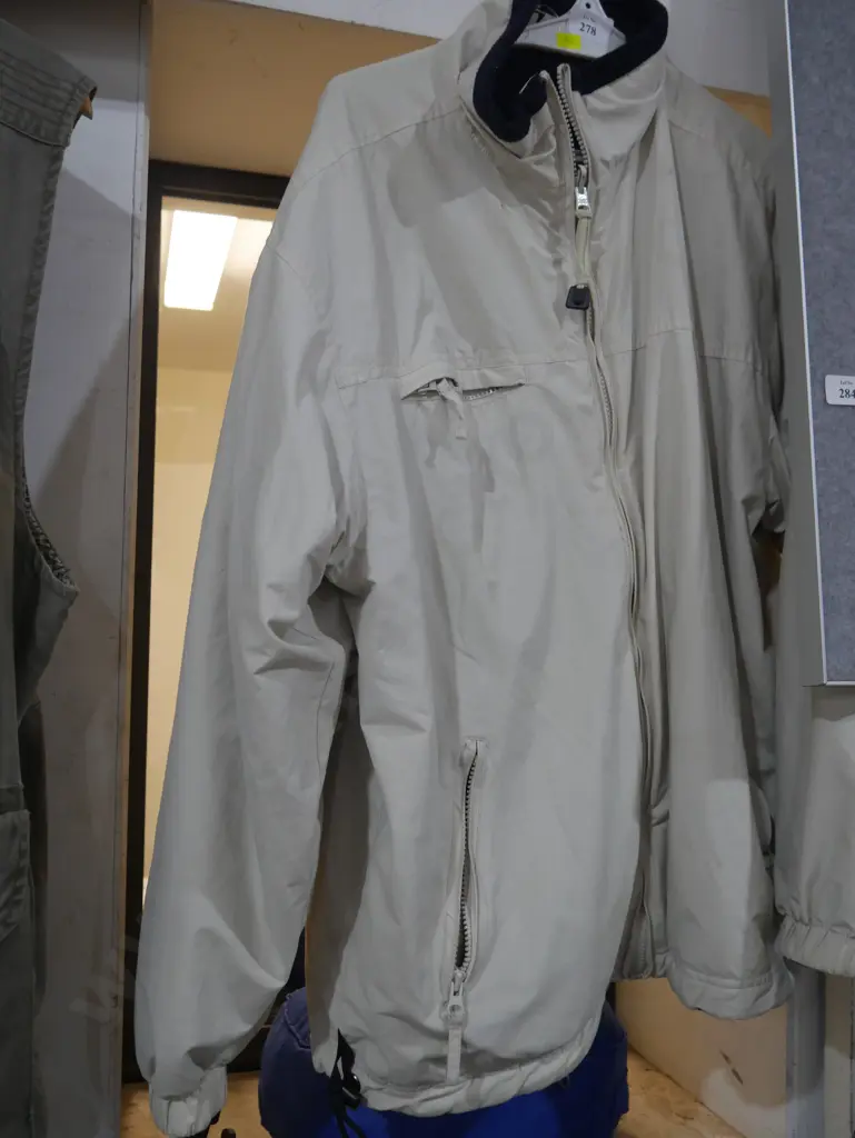 Jacket Image 1++