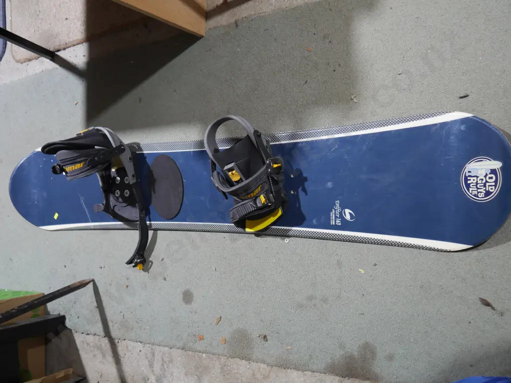 Snow board Image 1++