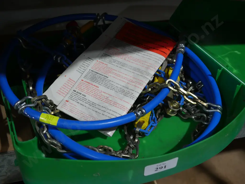Snow chains Image 1++