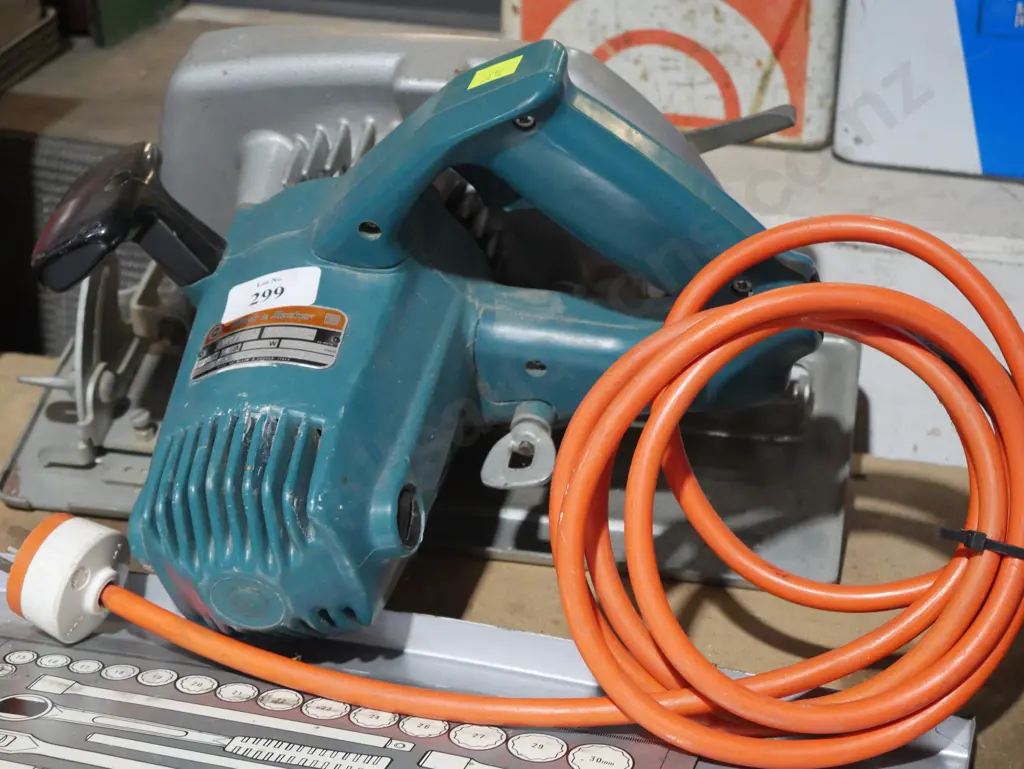 Circular saw Image 1++