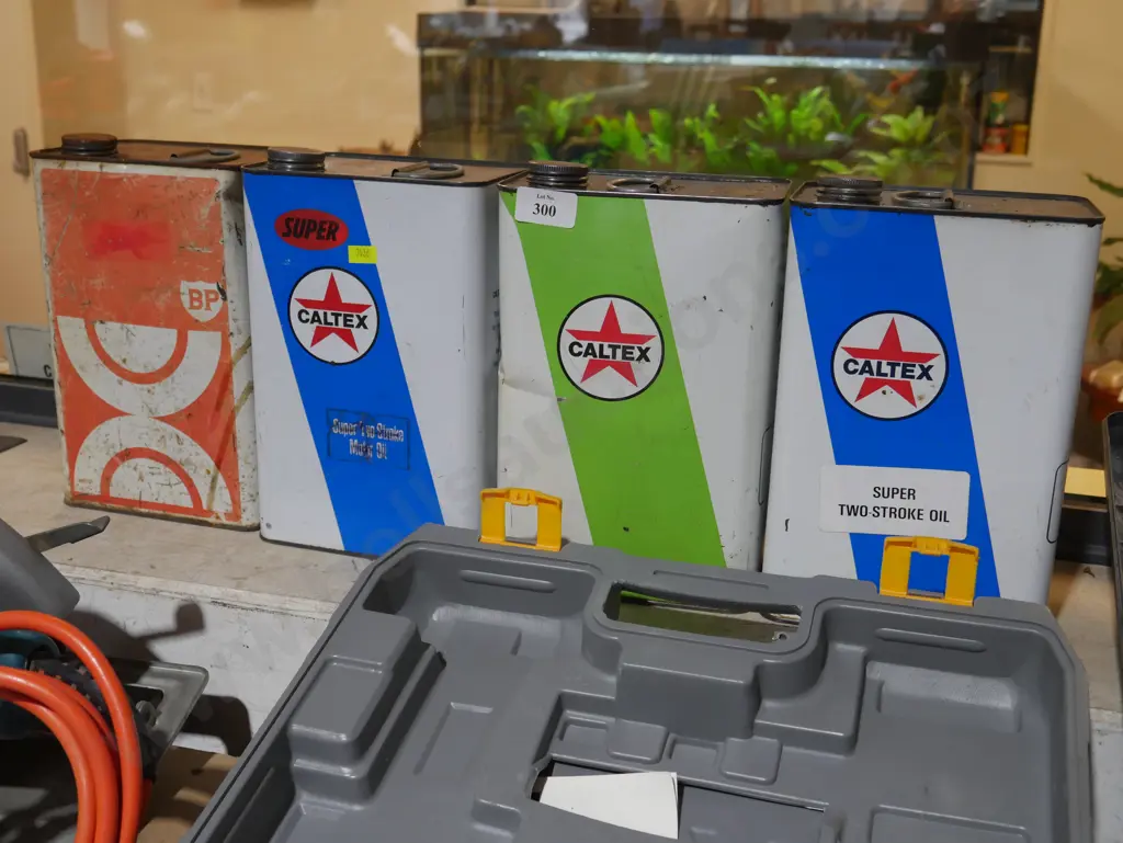 Caltex oil tins Image 1++