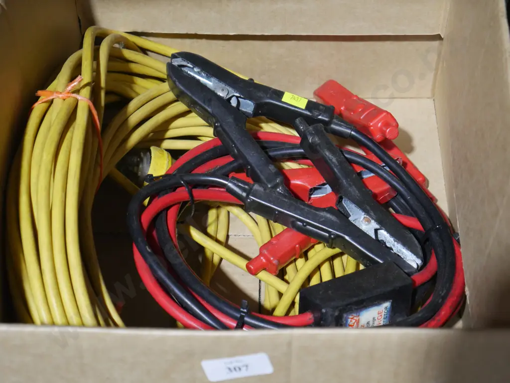 Power cord, jumper cables Image 1++