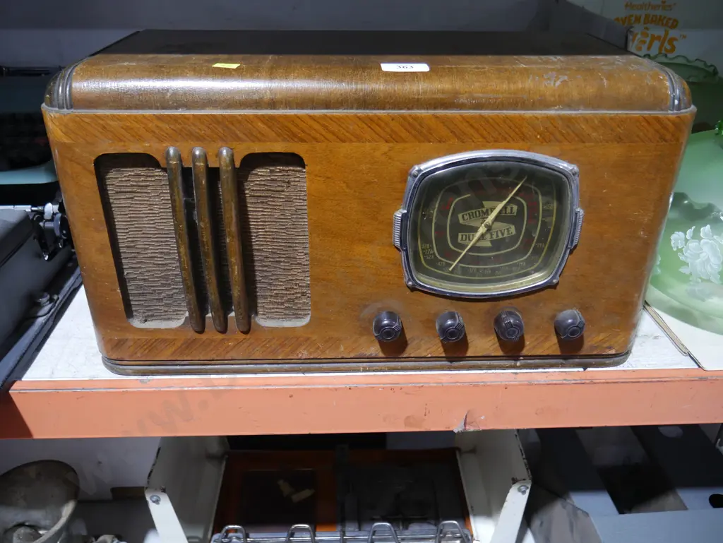 Valve radio Image 1++