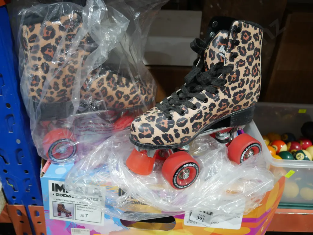 Roller skates Image 1++
