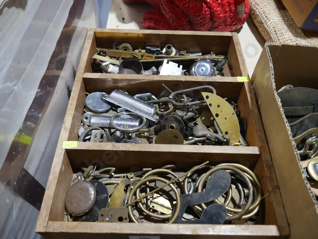 Brass and metal fittings Image 1++