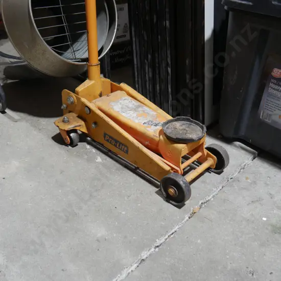 Trolley jack