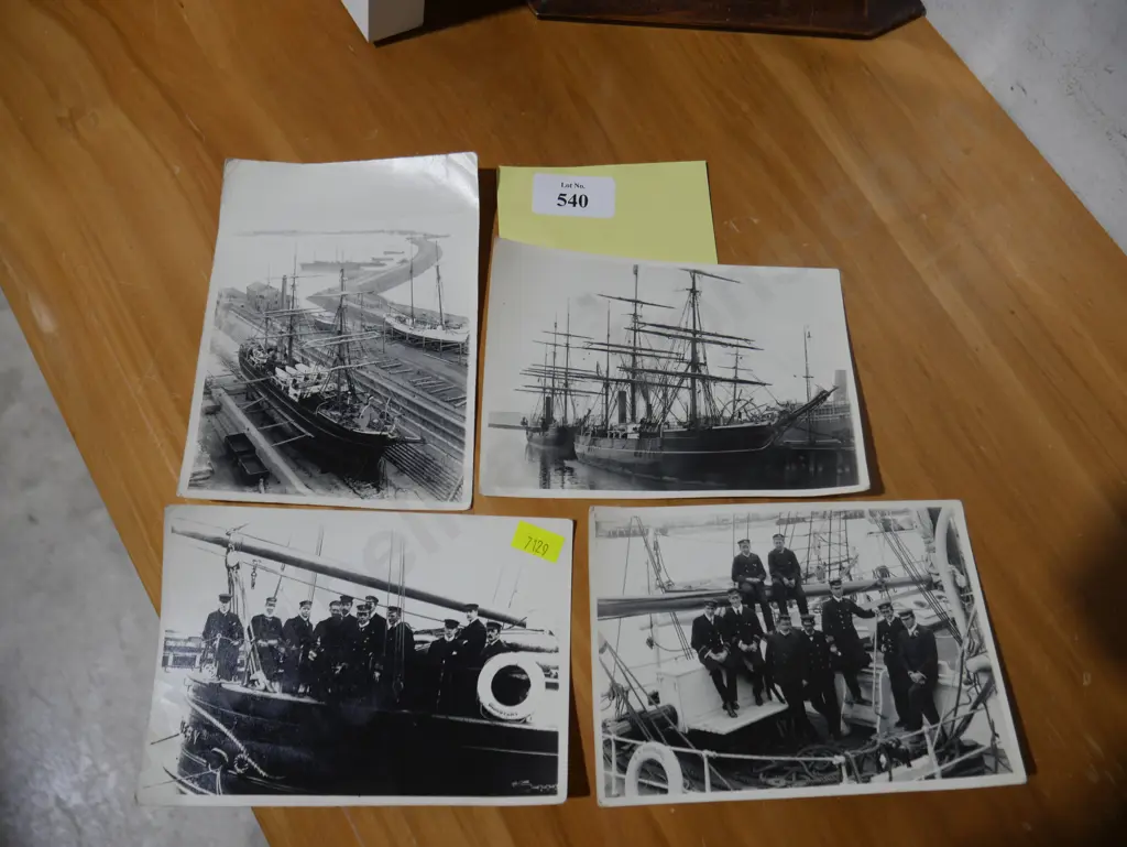 Antarctica exhibition photos Image 1++