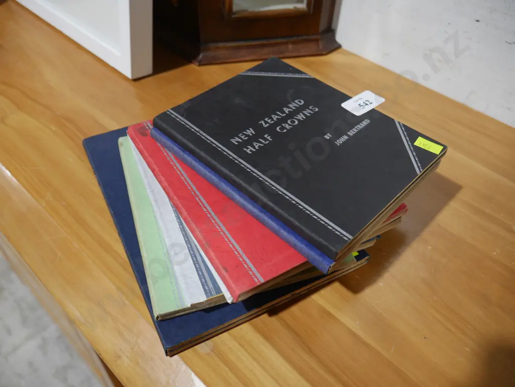 Coin folders Image 1++