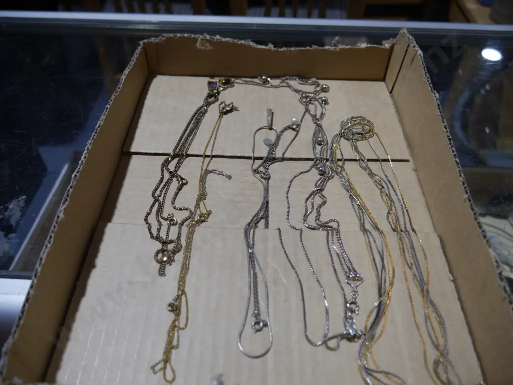 Necklaces Image 1++