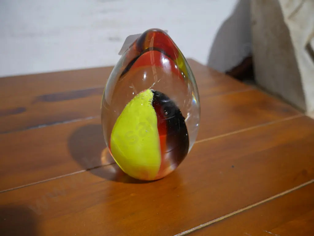 Glass paperweight Image 1++