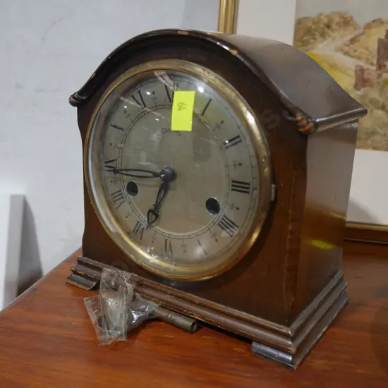 Mantle clock