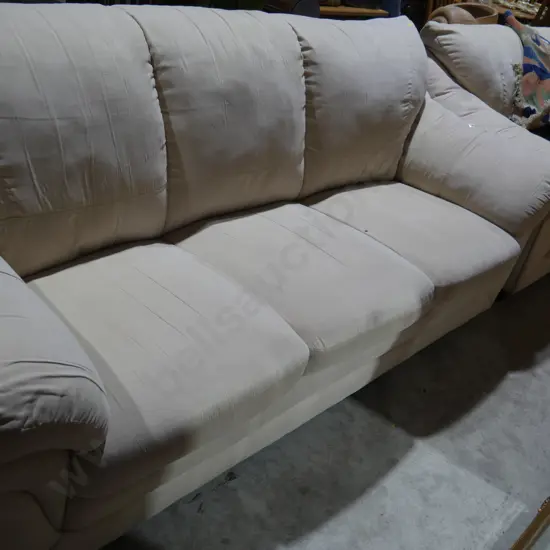Pr of couches