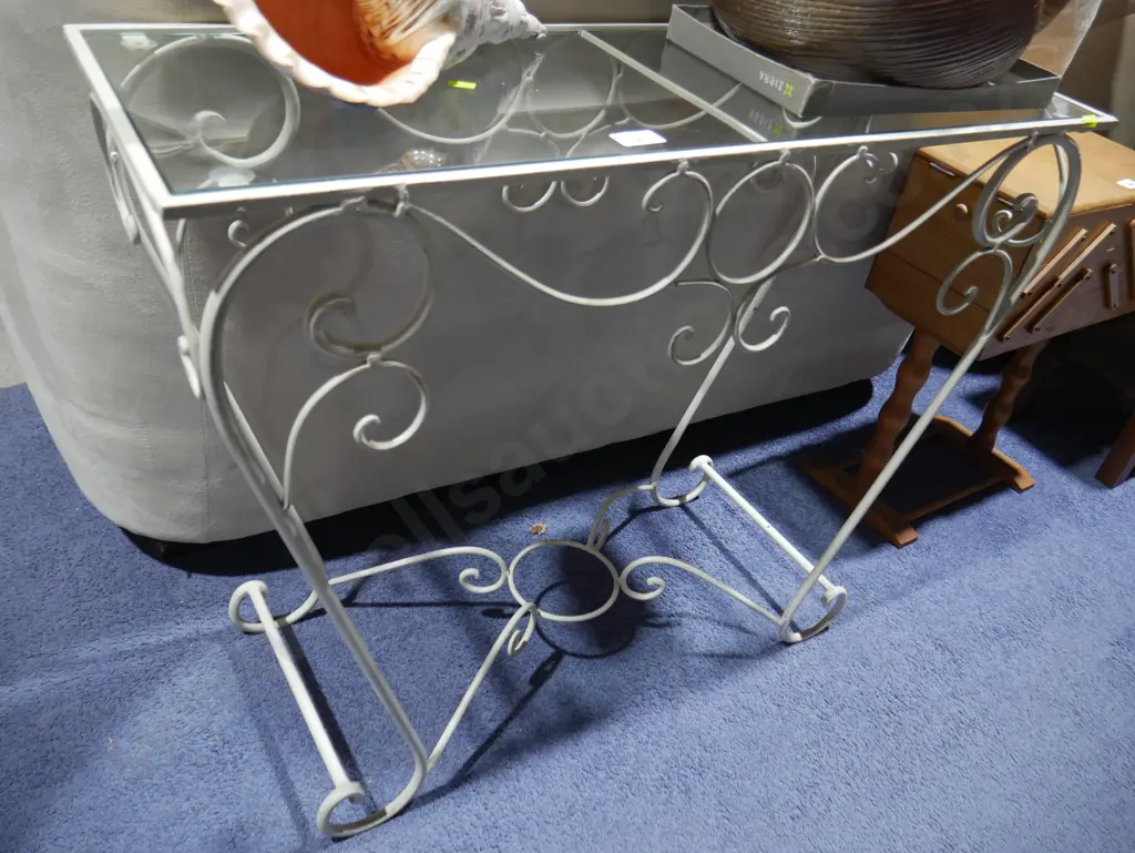Metal and Glass hall table Image 1++