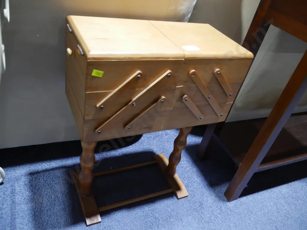 Sewing box Image 1++