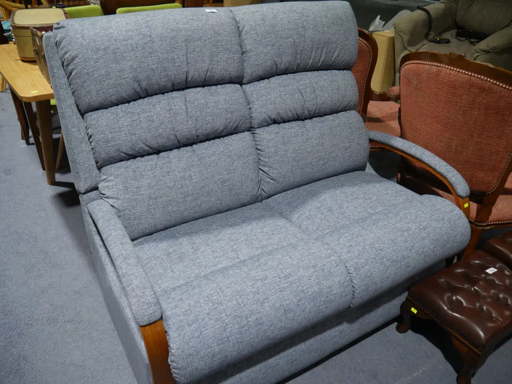 La z boy couch Image 1++