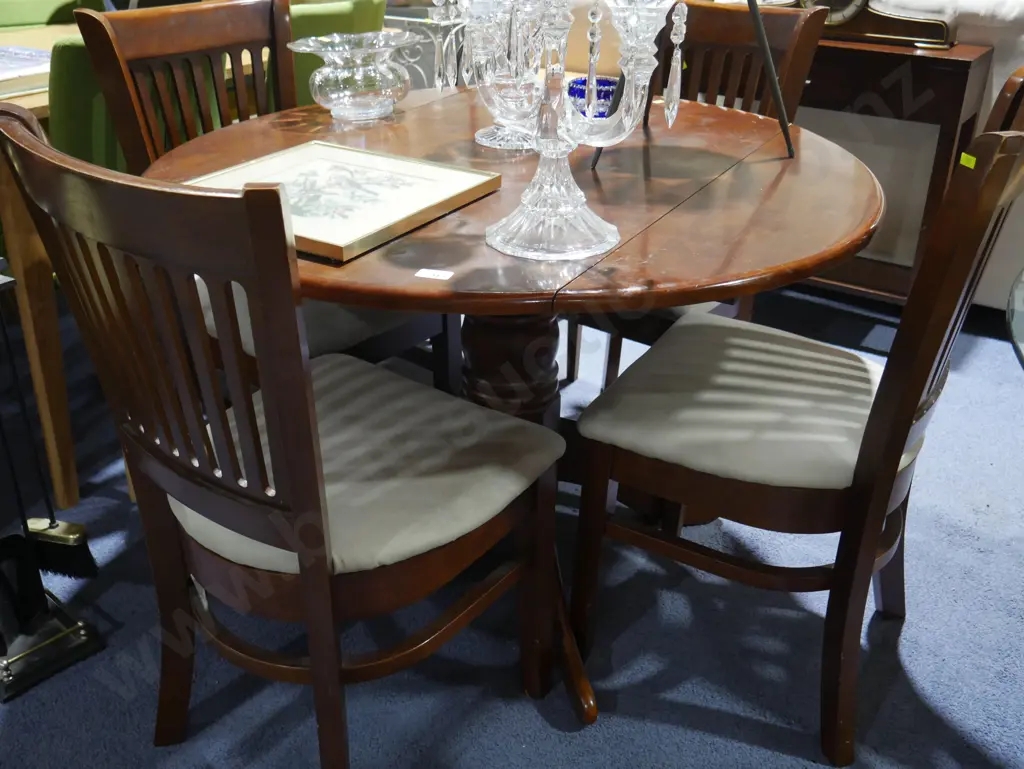 Dropside table and 4 chairs Image 1++