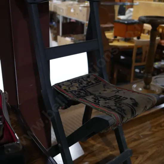 Folding chair