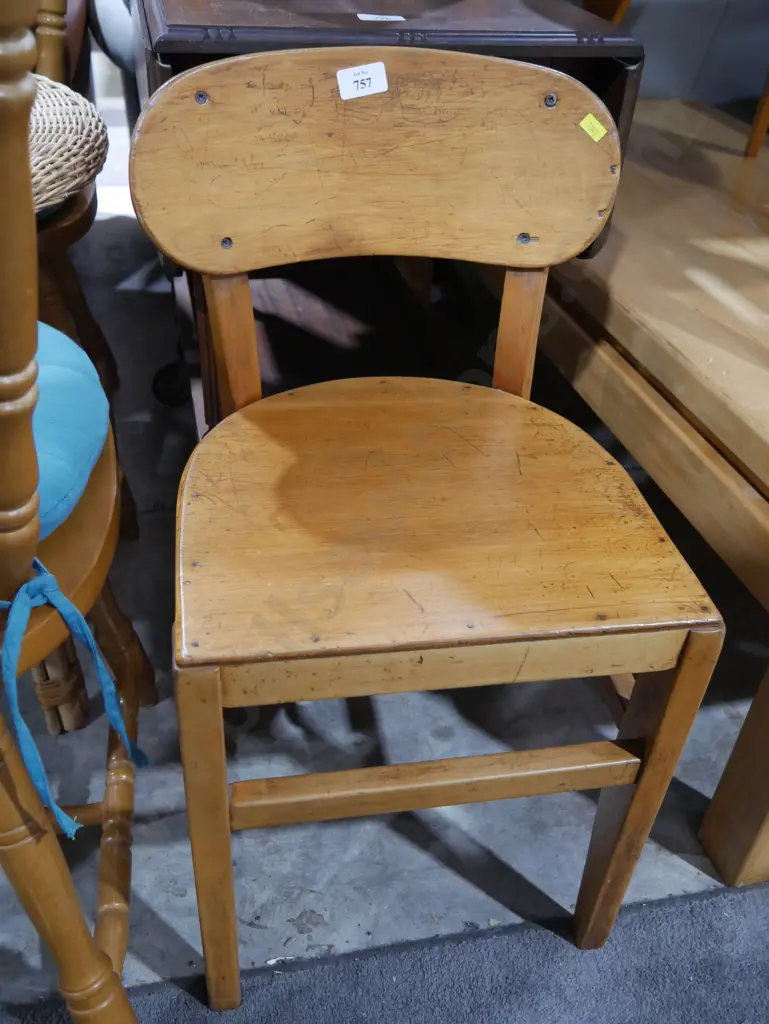 Wooden chair Image 1++