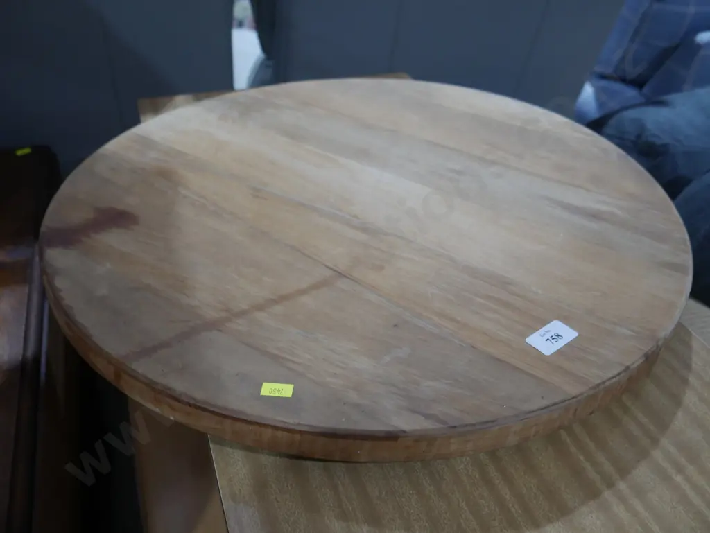 Lazy Susan Image 1++
