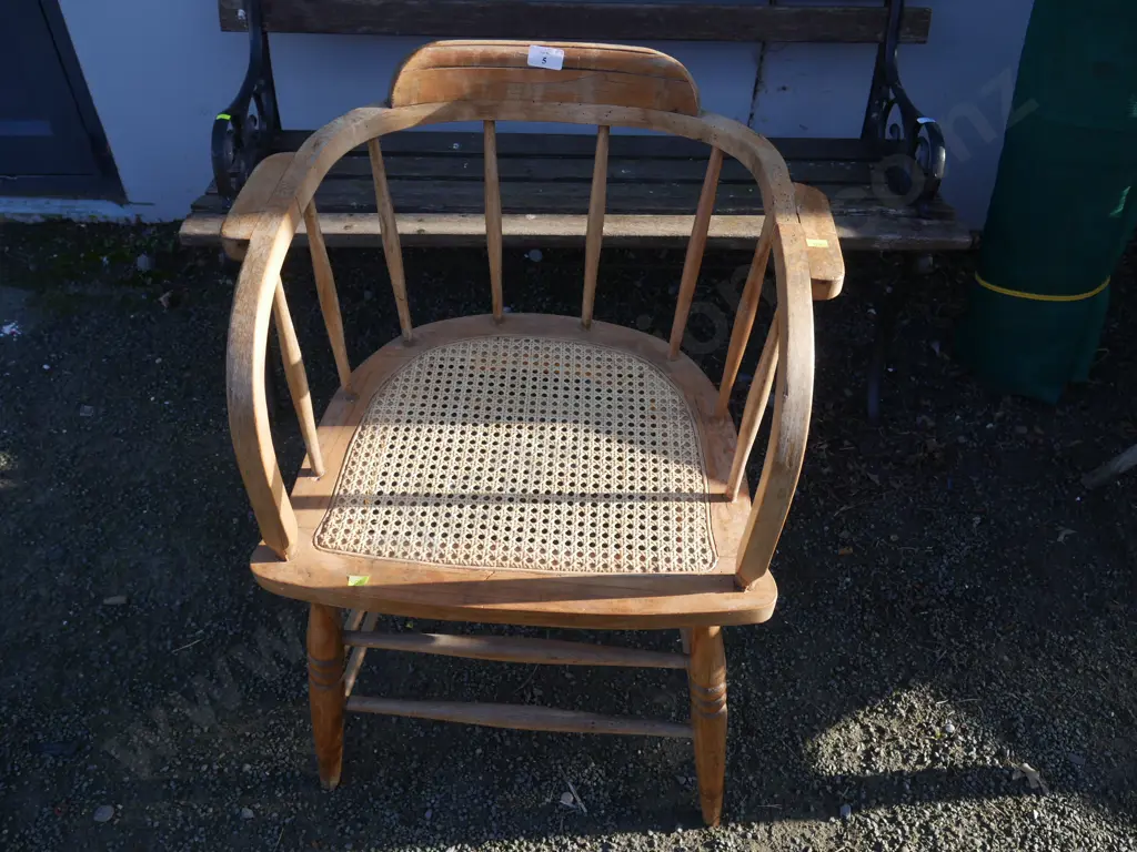 Bergere elbow chair Image 1++