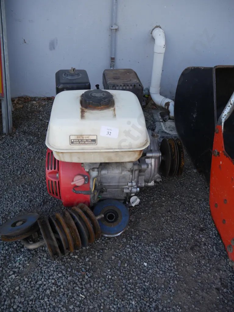 Honda engine Image 1++