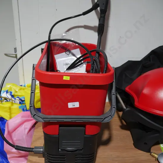 Snapper bucket water blaster