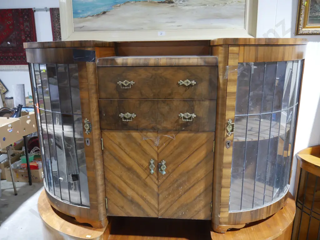 2 sideboards Image 1++