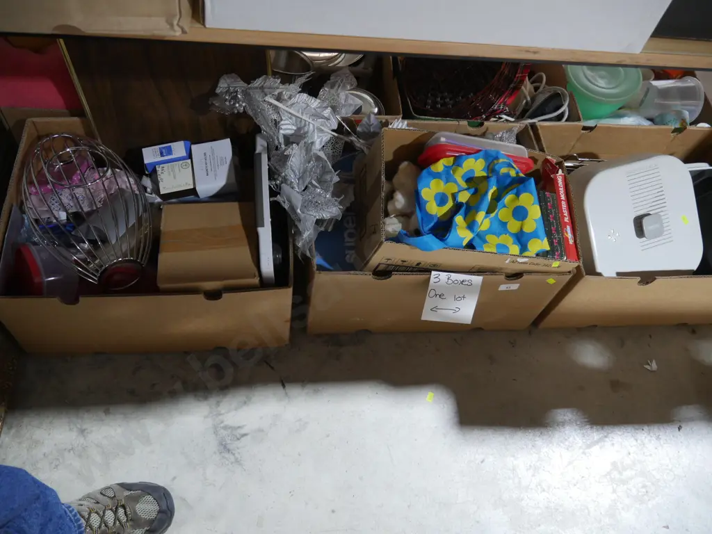 3 boxes of sundries Image 1++