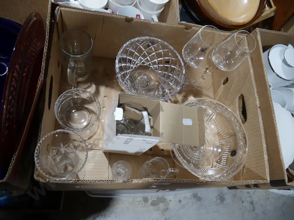 Crystal, glassware Image 1++