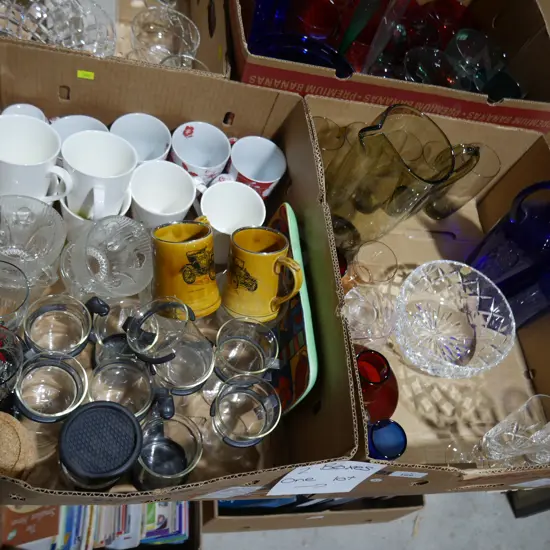 2 boxes of glassware, coffee mugs