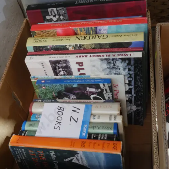 New Zealand books