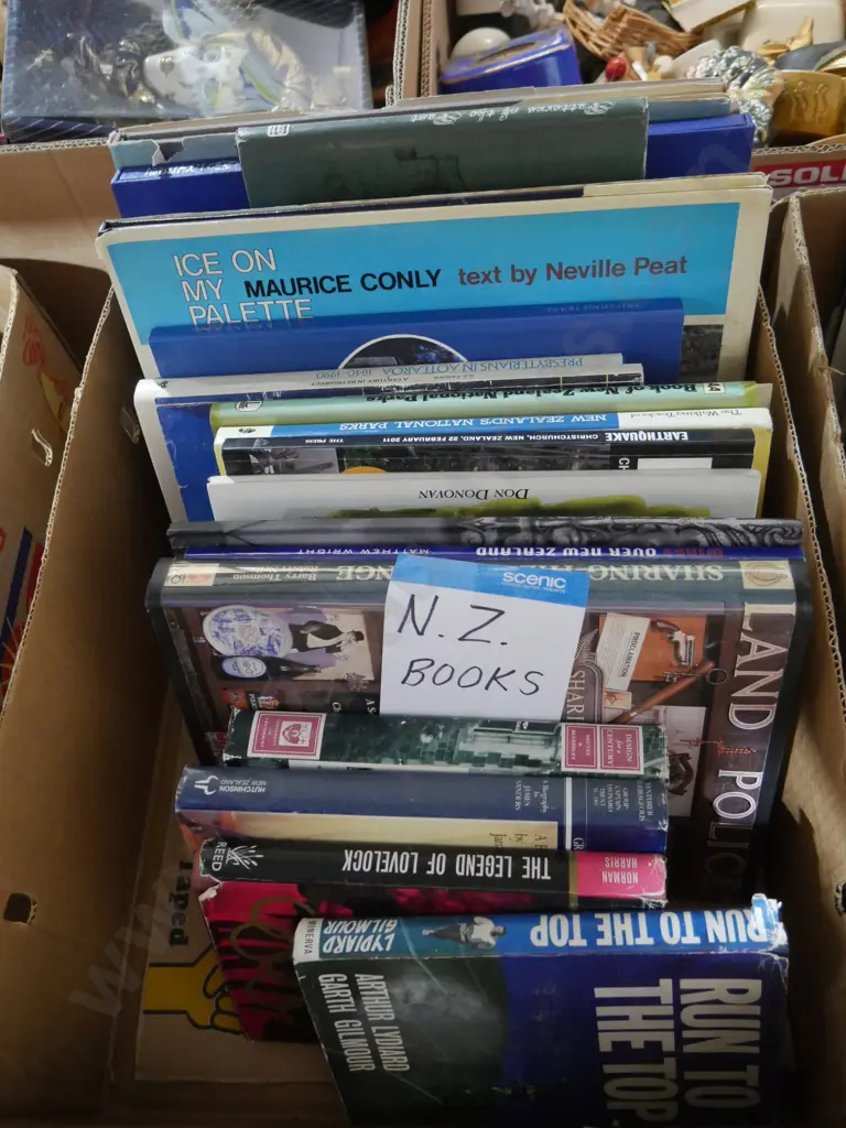 New Zealand books Image 1++